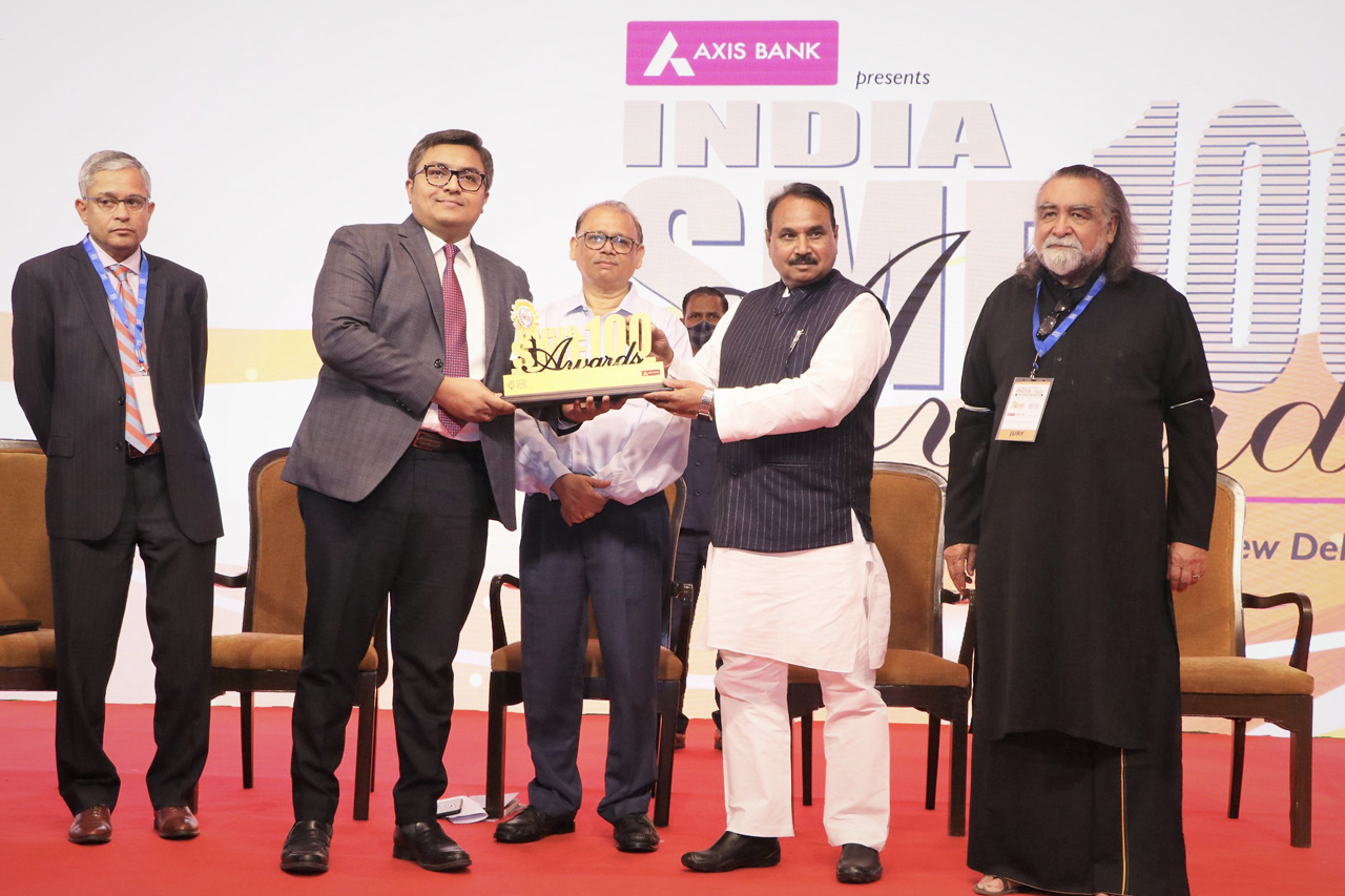 Recipient of India SME 100 Award 2021