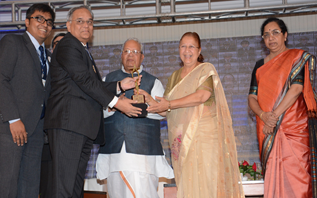 Recipient of “INDIA SME TOP 100 (2013)” Award by India SME Forum & Bank of India